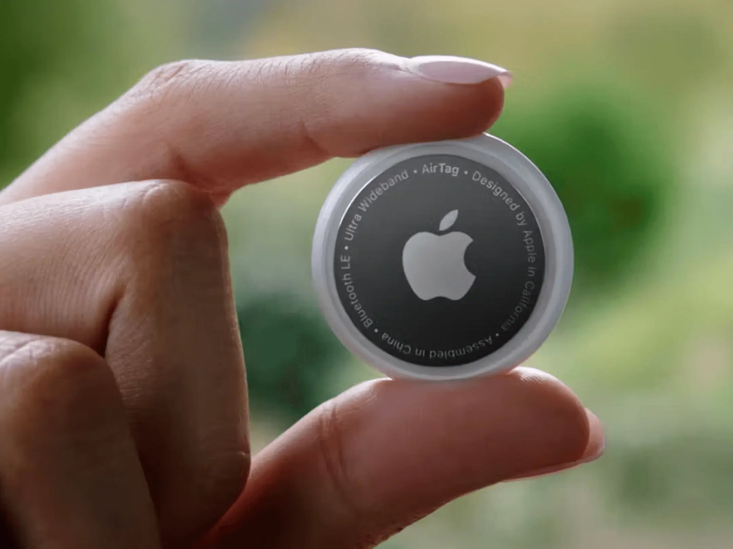 Smart Tracking Devices: The Best Way to Protect Your Loved Ones While Traveling or During Hajj