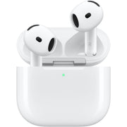 سماعة Apple AirPods 5 داخل علبة الشحن USB-C المفتوحة
