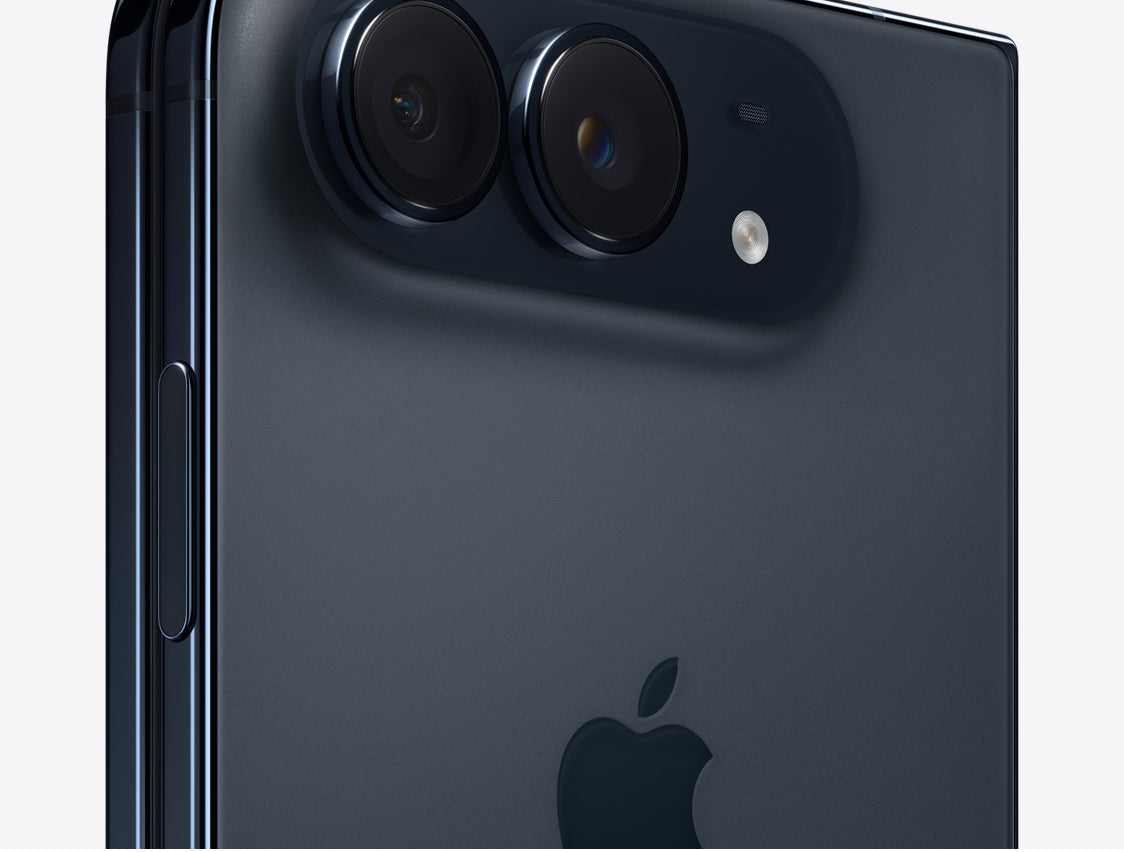 48MP Dual Fusion camera system of the Apple iPhone Duo in Night Sky