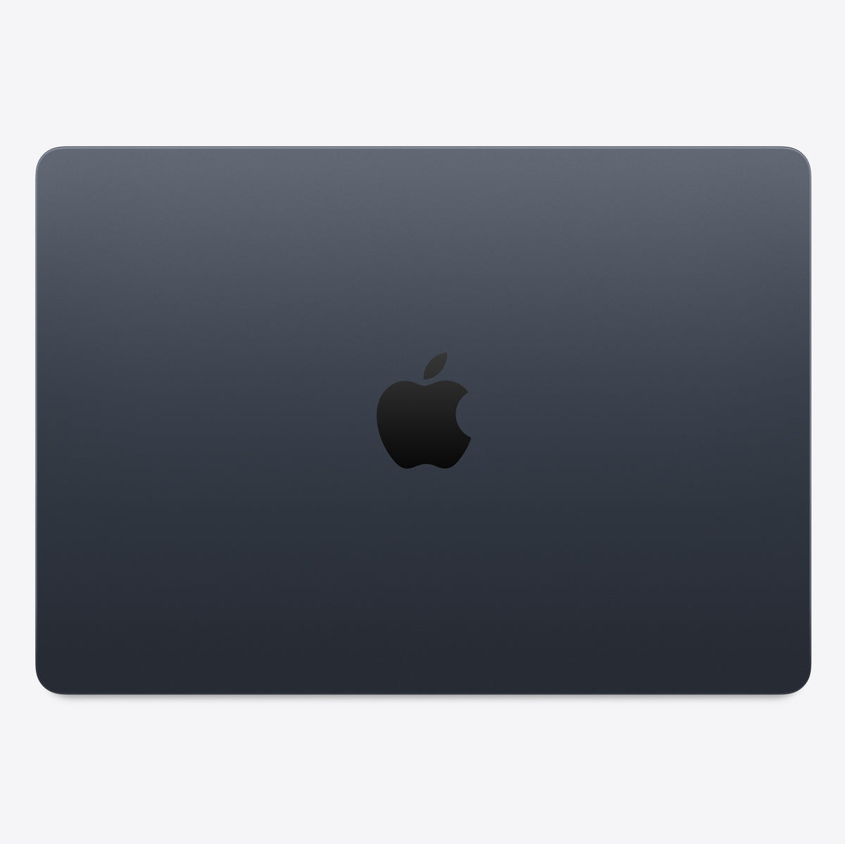 لابتوب Apple MacBook Air مقاس 13 بوصة بشريحة M5 باللون Midnight، مغلق ويظهر الغطاء