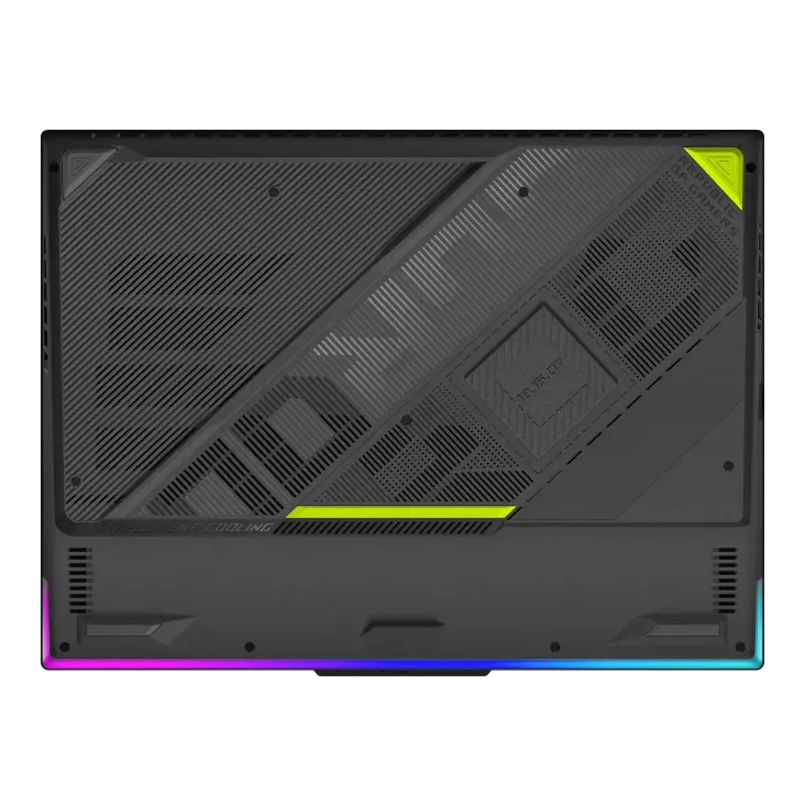 اللوحة السفلية لـASUS ROG Strix G16 G614 وفتحات التبريد