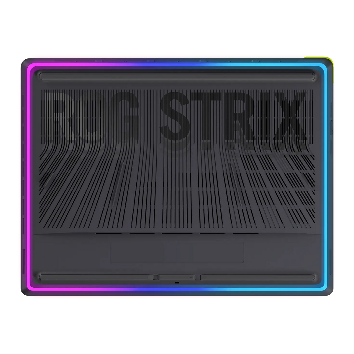 الجهة السفلية من ASUS ROG Strix G16 بكتابة ROG STRIX