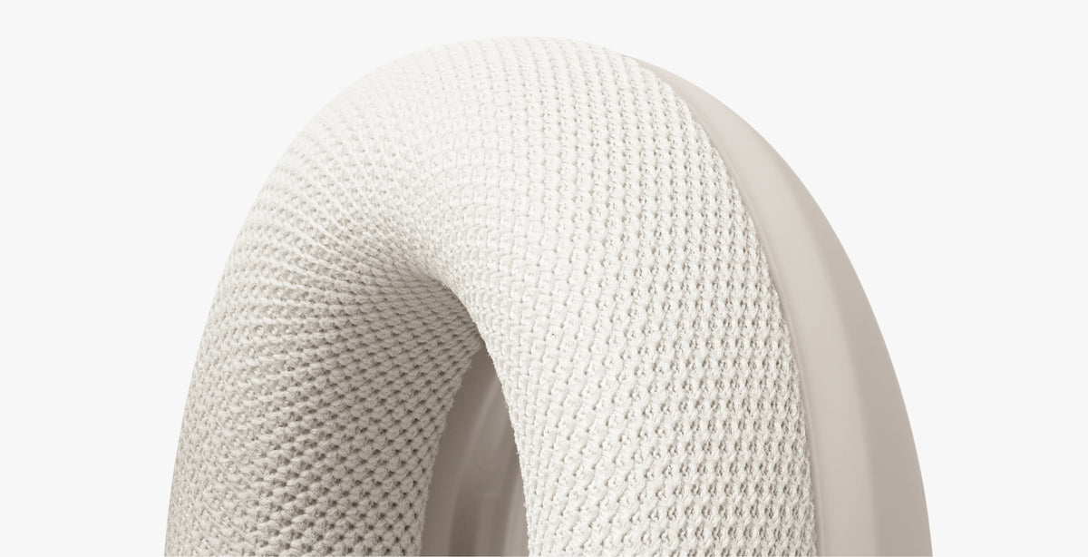 Close-up of the Beats 360 Performance Knit cushion texture in Cloud