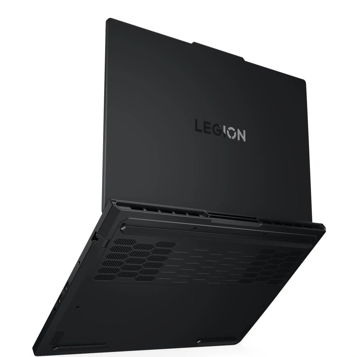 لابتوب Lenovo Legion Pro 5 16IRX10 من الخلف بشعار LEGION على الغطاء