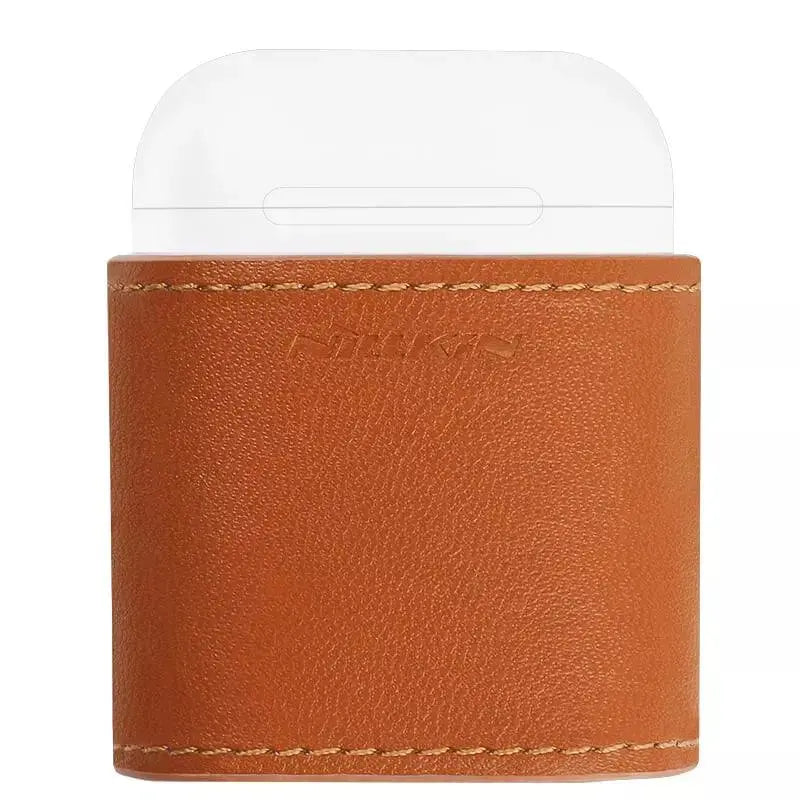 جراب Nillkin AirPods Mate الجلد باللون Brown على علبة ايربودز، منظر أمامي