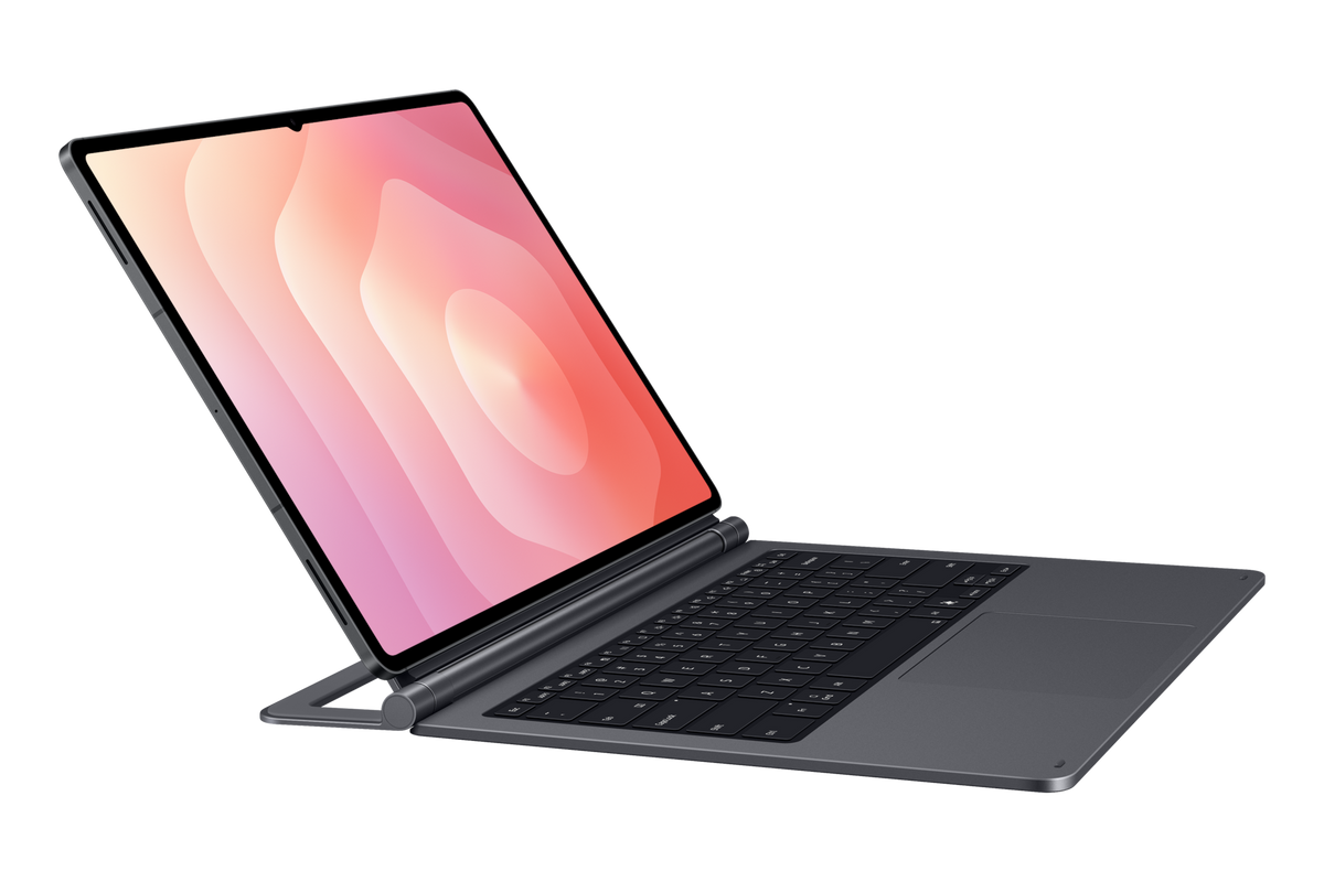 تابلت Galaxy Tab الترا على كيبورد سامسونج Pro Keyboard باللون Gray بزاوية