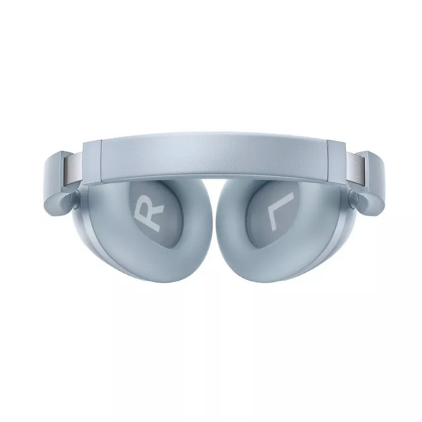 Xiaomi REDMI Headphones Neo in Mist Blue seen from above with the earcups turned flat